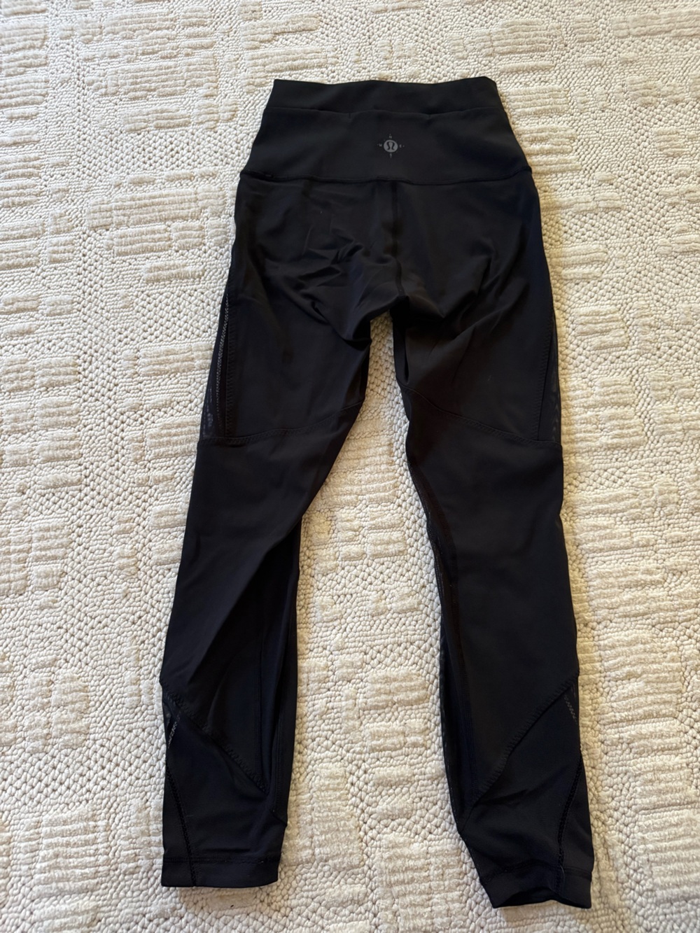 lululemon exclusive mesh legging